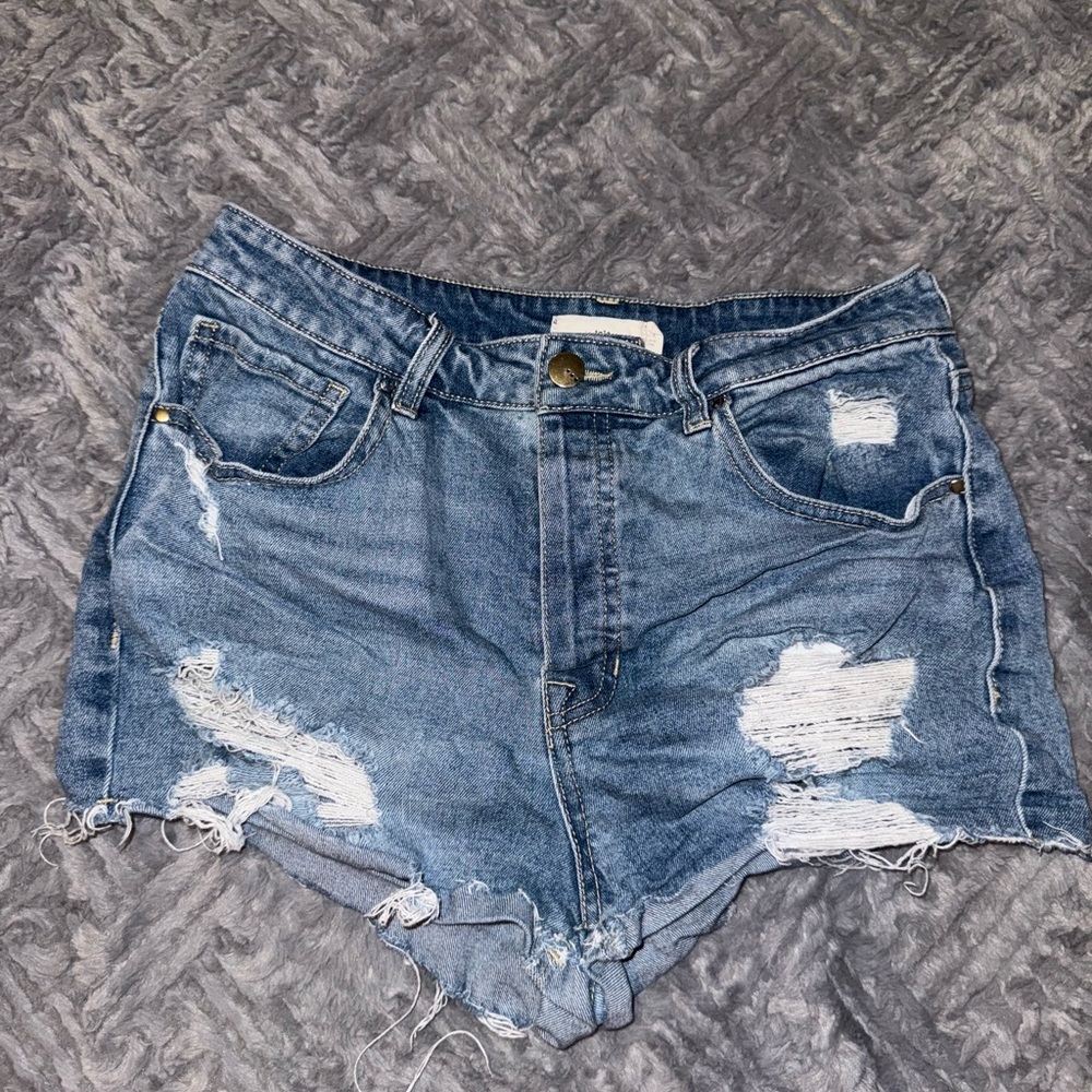 TGLA Size 29 Shorts
